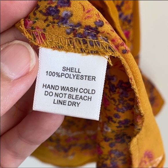 W5 💛🧡🤎Mustard print blouse - Picture 9 of 9